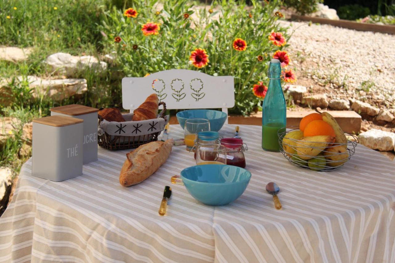 Maison D'Hotes Les Jardinettes En Luberon Villelaure Exteriör bild